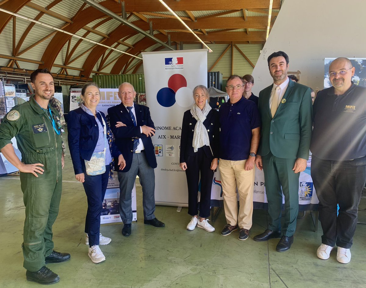 CuminettoJ's tweet photo. Journées portes ouvertes de la Base aérienne d’Istres. 
Les classes défense à l’honneur et représentées par les enseignants et élèves du lycée pro Latécoère et du MFR de Lambesc. 
Un grand merci au LCL Aurelien Michel et ses camarades pour leur organisation et leur invitation !✈️ https://t.co/1mnB1DCpgT