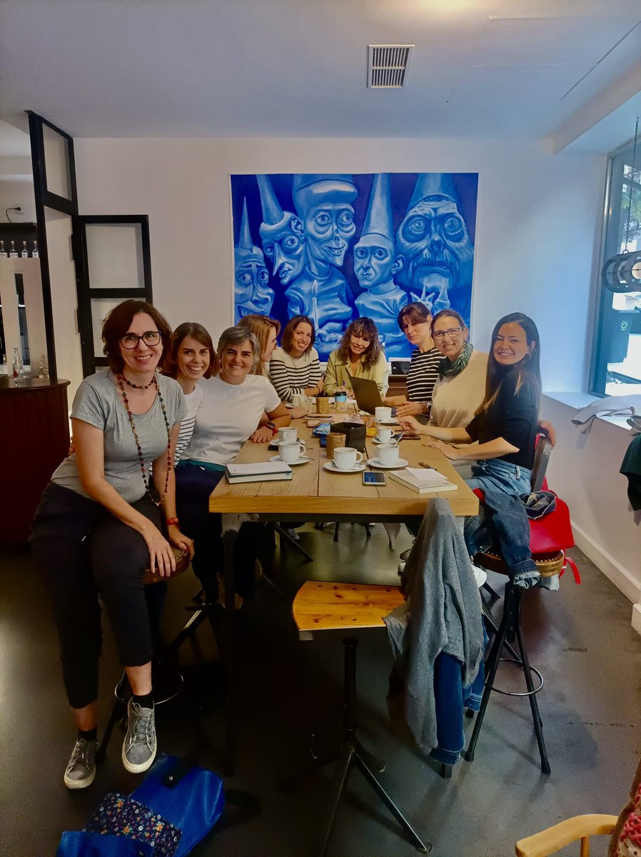 Hoy reunion de <a href="/MujerSomamfyc/">Gdtmujersomamfyc</a> comenzando curso, con nuevas ideas para nuestro blog, gdtmujersomamfyc.wordpress.com, preparando nuestra comunicacion en <a href="/semfyc/">semFYC</a> y trabajos para <a href="/somamfyc/">SoMaMFyC</a> Gracias chicas💜