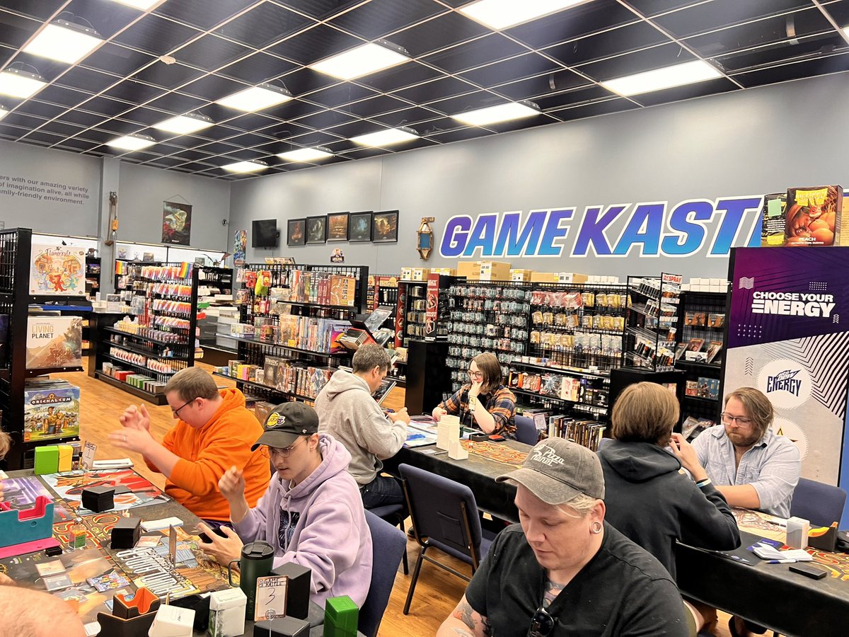 RUG_ly's tweet photo. We’ve got 15 at Game Kastle for the last Lawnlander LCQ of 2024. 5 rounds with a cut to the top 8 follow along below ⬇️ https://t.co/6rfBSagci3