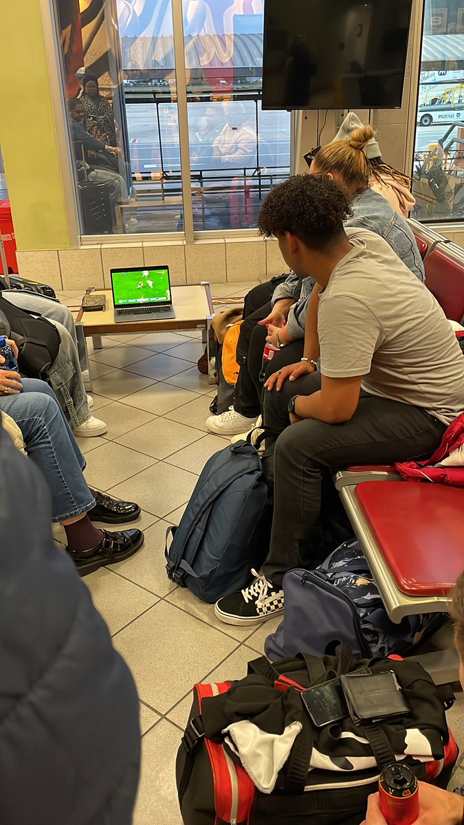 Watching <a href="/Springboks/">Springboks</a> at <a href="/ChiefDawidStuur/">Chief Dawid Stuurman International Airport</a> on a laptop is crazy #RSAvsARG #ForeverGreenForeverGold
