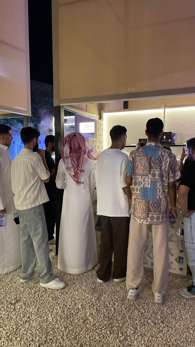 السبت 28 /  9

اليوم الثالث على التوالي بـ #سوق_الدار 
نلقاكم بإذن الله في بوث رقم ( 4) 
من الساعة 6:00م وحتى الساعة 12
#سوق_الدار