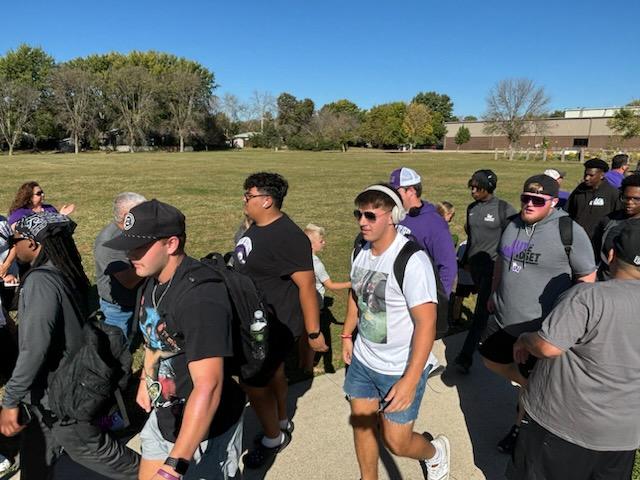 WaldorfGridIron's tweet photo. Warrior walk https://t.co/pZKplpVEpL
