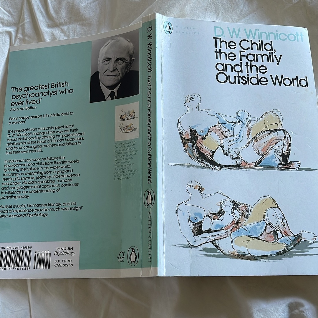 GJ (@geniusjones) on Twitter photo #book from 60 years ago #winnicott “every happy person is in infinite debt to a woman” instagr.am/p/DAd1YugtT74/ #book from 60 years ago #winnicott “every happy person is in infinite debt to a woman” instagr.am/p/DAd1YugtT74/