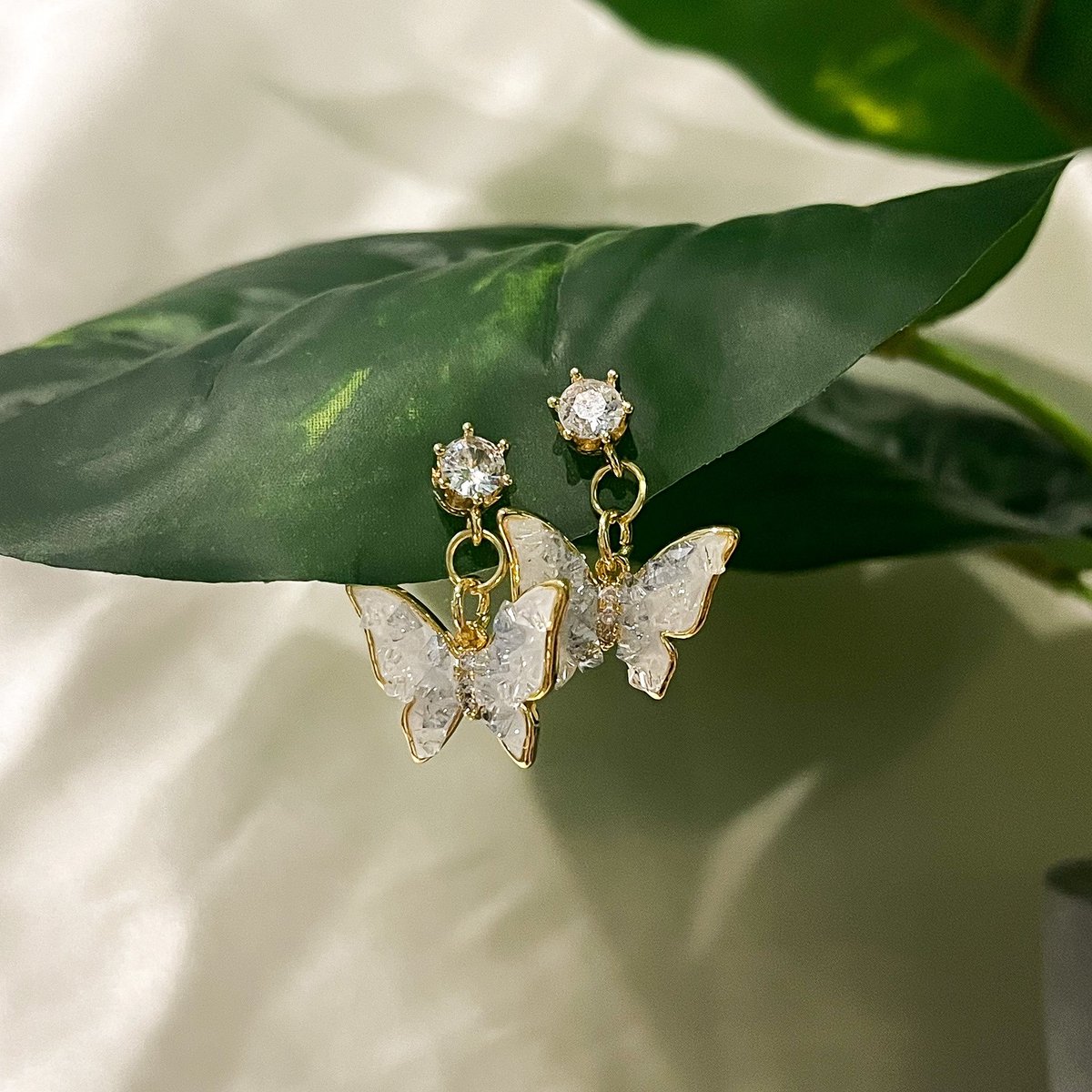 the sophia earrings 🤍🦋