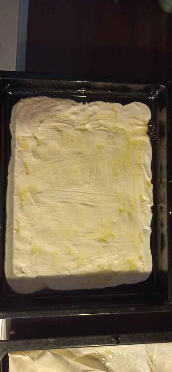 Kıymetli misafirime yufkalı ve pirinç hamuruna açılmış lahmacun 👨🏾‍🍳🌯🌮 Not; Pirinç hamuru şahane oldu 😊💞