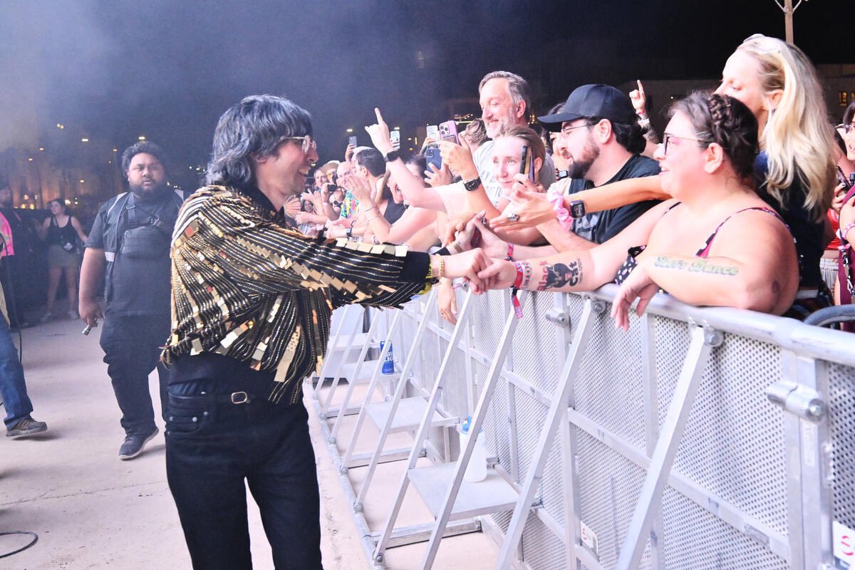 Life is Beautiful tweet media