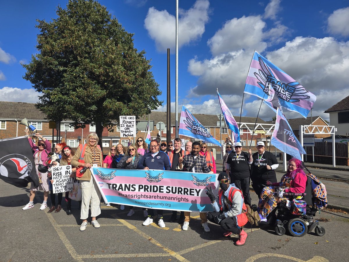 TPrideSurrey's tweet photo. Thank you to everyone who came to Epsom today to support and march with us on our first ever Trans Pride Surrey.
The sun shone, we marched, we chanted and we did speeches in Rosebury Park.
We even did another loud musical march back to the car park.
Here's to the 2nd in 2025 https://t.co/m9UisjsjHz