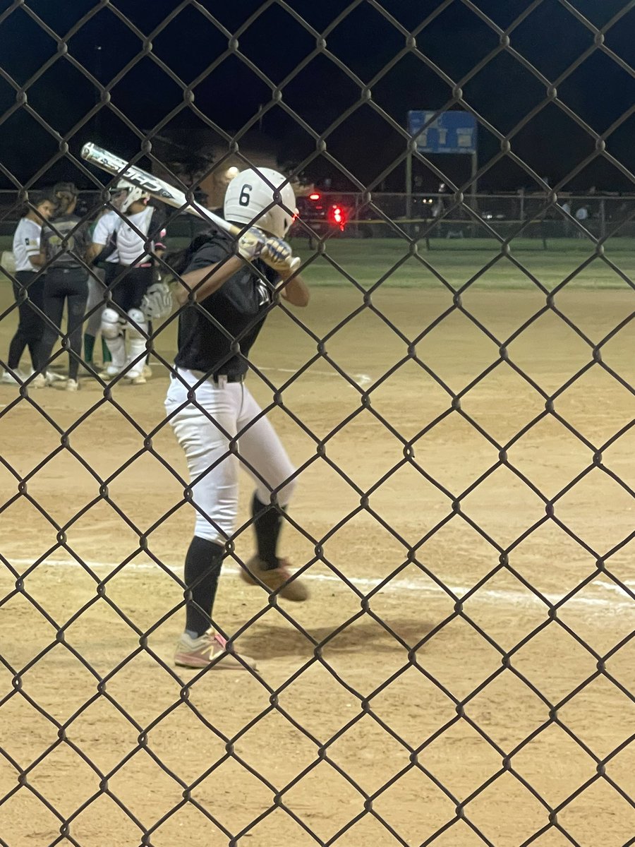 Danielle Calvario tweet media