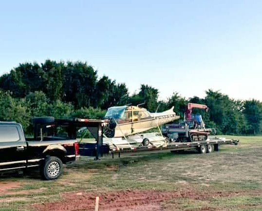 ivancp25's tweet image. #AccidenteAéreo de #CessnaSkyhawk 172K privado (N7037G). Cayó en una carretera tras despegar de la pista 05 del Aeropuerto Spartanburg Downtown (KSPA), en #Spartanburg #EEUU 🇺🇸. El único ocupante y piloto, salió ileso. El avión no consiguió más de 25 pies tras despegar. 20-09-24