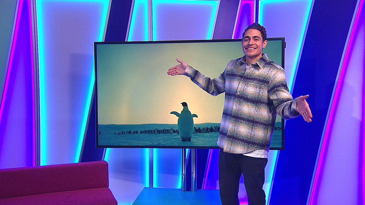 “Can you do the same pose as the penguin?” - Turns out the answer was no, good to be back filling in <a href="/BBCNewsround/">BBC Newsround</a> though
