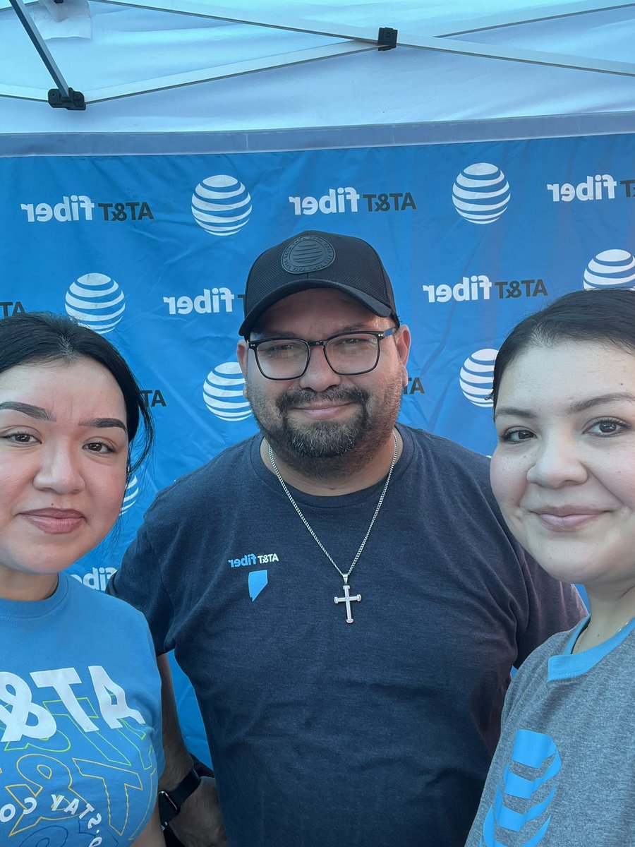 Jorge Vera (@jorgevera19) on Twitter photo Nellis🐺 Nancy with 4 PPVGA CRU <a href="/BroadacresMEC/">Broadacres</a> <a href="/GregJacksonWIN/">Gregory Jackson</a> <a href="/linadots/">Celina</a> <a href="/jrluna11/">JR Luna</a> <a href="/FiberNinja702/">Ryan Jackson</a> #lifeatatt #attfiber Nellis🐺 Nancy with 4 PPVGA CRU <a href="/BroadacresMEC/">Broadacres</a> <a href="/GregJacksonWIN/">Gregory Jackson</a> <a href="/linadots/">Celina</a> <a href="/jrluna11/">JR Luna</a> <a href="/FiberNinja702/">Ryan Jackson</a> #lifeatatt #attfiber