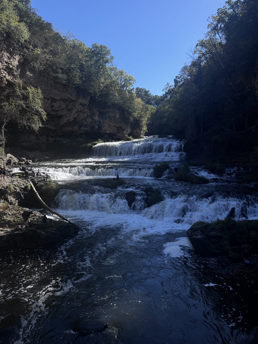 Liberty53000_'s tweet photo. Wandered 6.8 miles around Willow River State Park this morning. I’m in awe every time I see the Falls. #willowfalls #willowriverstatepark #wisconsin 🥾 https://t.co/jrrDLzWwyB