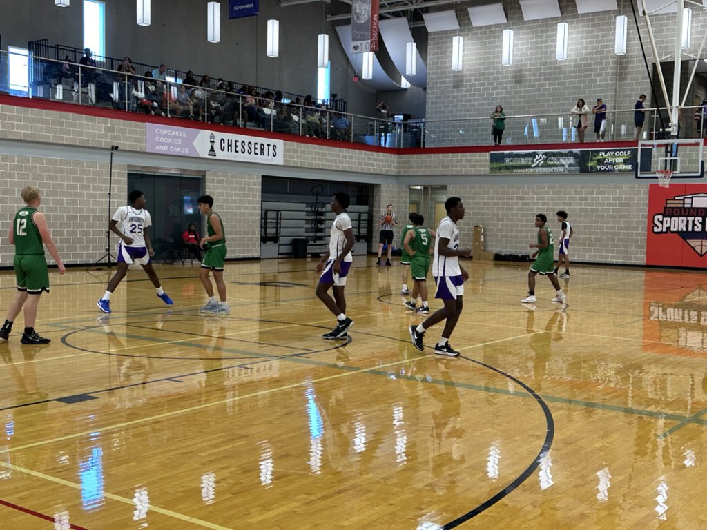 🚨Game Updates🚨

On Ct 4:
<a href="/PleasantonHoops/">PleasantonHoops</a> with a big lead, 53-31, late 2nd half over <a href="/WacoUbasketball/">U basketball</a> 
#I35HSShowdown #AlamoCityHoops
