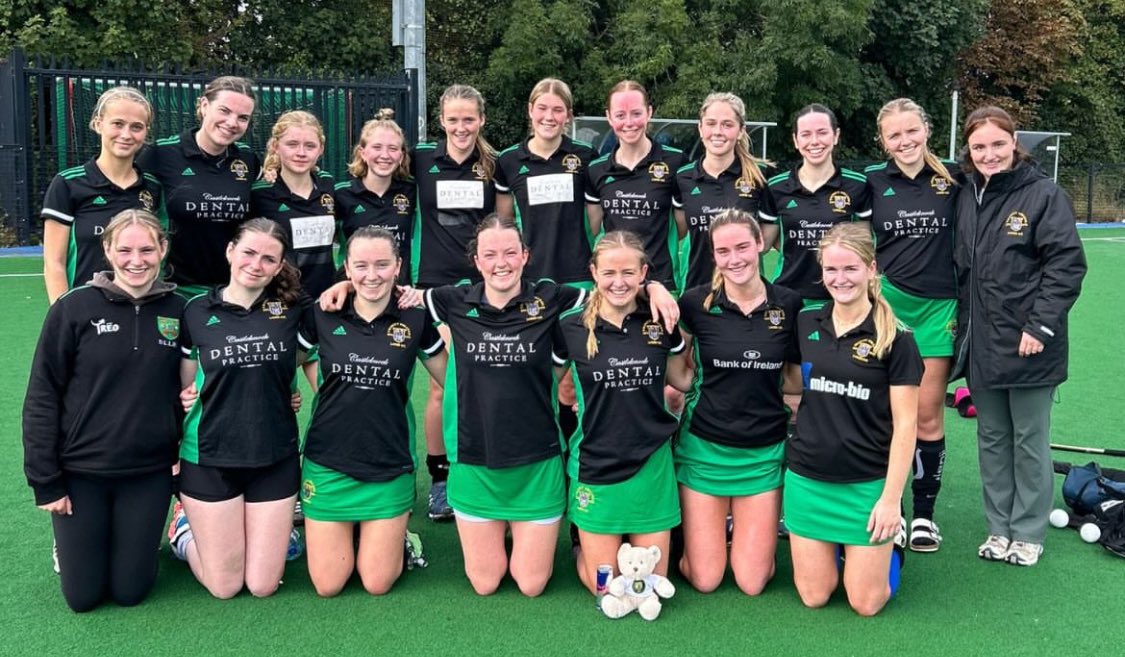 violetoneill35's tweet photo. first win with Trinity Ladies HC 💚🖤
@Y1Hockey https://t.co/jhrEYDtlNU