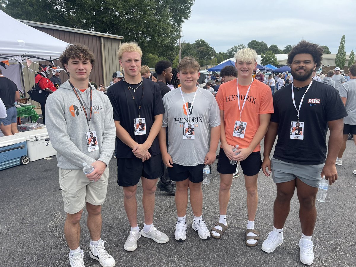 Coach Bush (@coachbush75) on Twitter photo Several of our guys checking out Hendrix today. Always grinding and looking to the future! <a href="/Remi_2507/">Remi</a> <a href="/LacookJacoby/">Jacoby LaCook</a> <a href="/MaliekHarris8/">Maliek Harris</a> <a href="/Carson_Thomspon/">Carson</a> <a href="/EthanMc54037856/">Ethan McCarthy</a> Several of our guys checking out Hendrix today. Always grinding and looking to the future! <a href="/Remi_2507/">Remi</a> <a href="/LacookJacoby/">Jacoby LaCook</a> <a href="/MaliekHarris8/">Maliek Harris</a> <a href="/Carson_Thomspon/">Carson</a> <a href="/EthanMc54037856/">Ethan McCarthy</a>