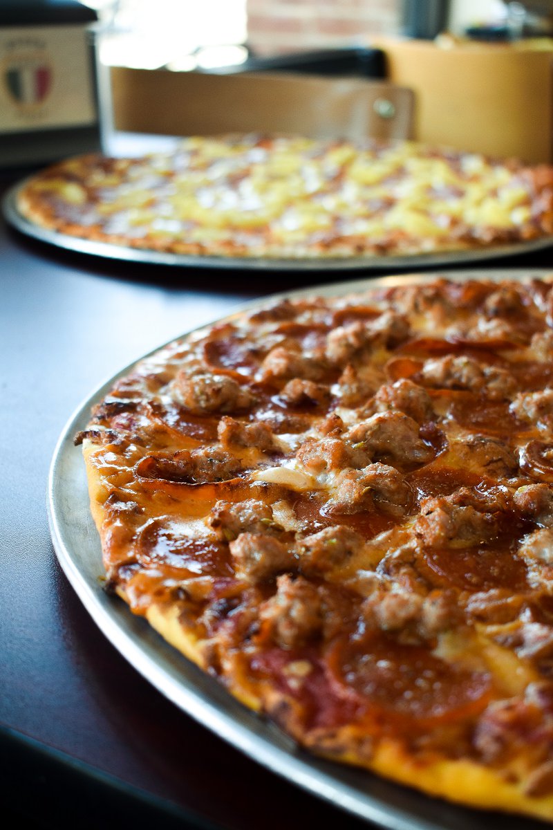 Stef's Pizza tweet media