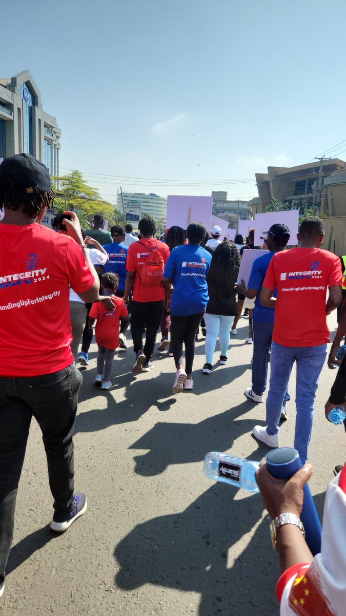 nisisikenya's tweet image. Today, we joined Transparency International for the 2024 Integrity Walk under the #StandForIntegrity banner. We deserve better governance and accountability, and we won’t give up! Together, we can fight corruption. Together, we stand for integrity. 
#StandingUpForIntegrity
