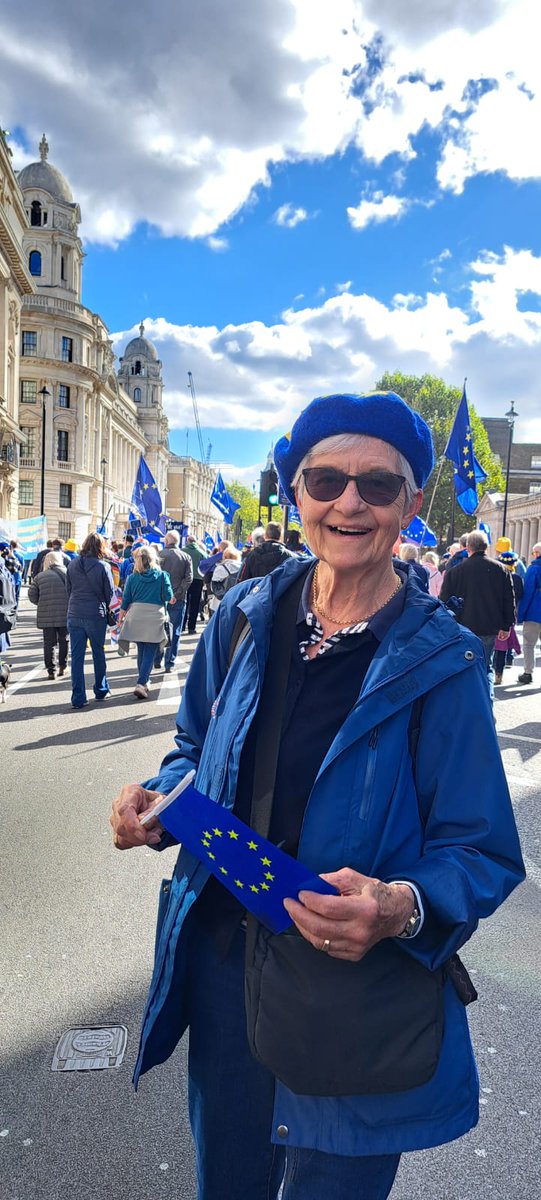 BtaD42255016's tweet photo. #RejoinEUMarch
.... Nuff said
#BrexitHasFailed https://t.co/zw1fyeNZj5