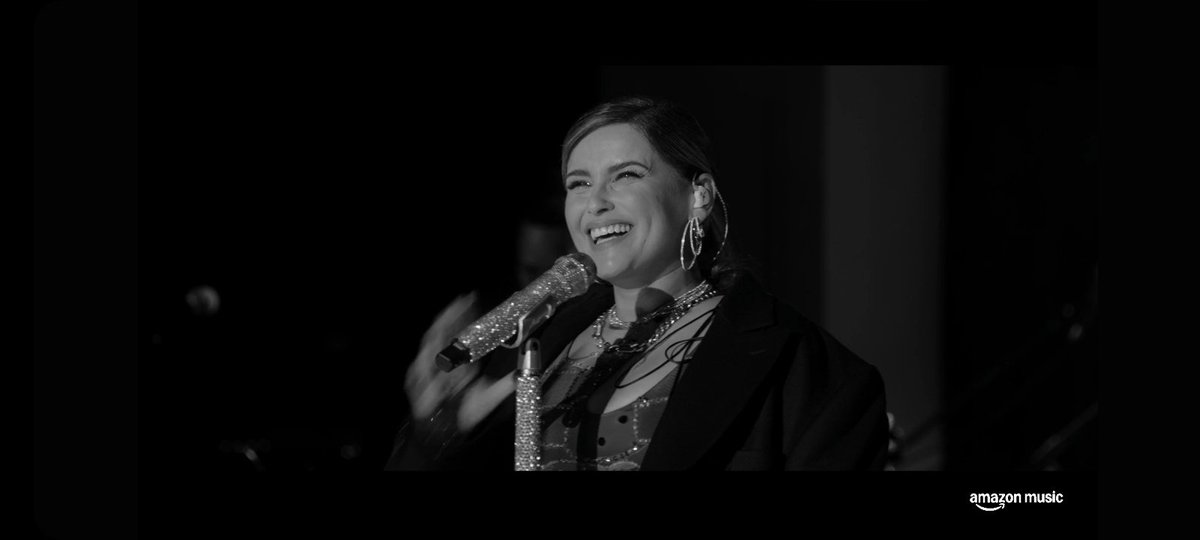 nelstar_96's tweet photo. .@NellyFurtado's "AmazonMusic City Session" was great! Those new songs from *7* sound amazing live!!! She truly is a unique artist ❤️ her talent can speak for itself ✨ I really hope she can take these new music around the word 🙏🏽🤞🏽 #NF7 #Nelstar https://t.co/6HQPQmkJMG