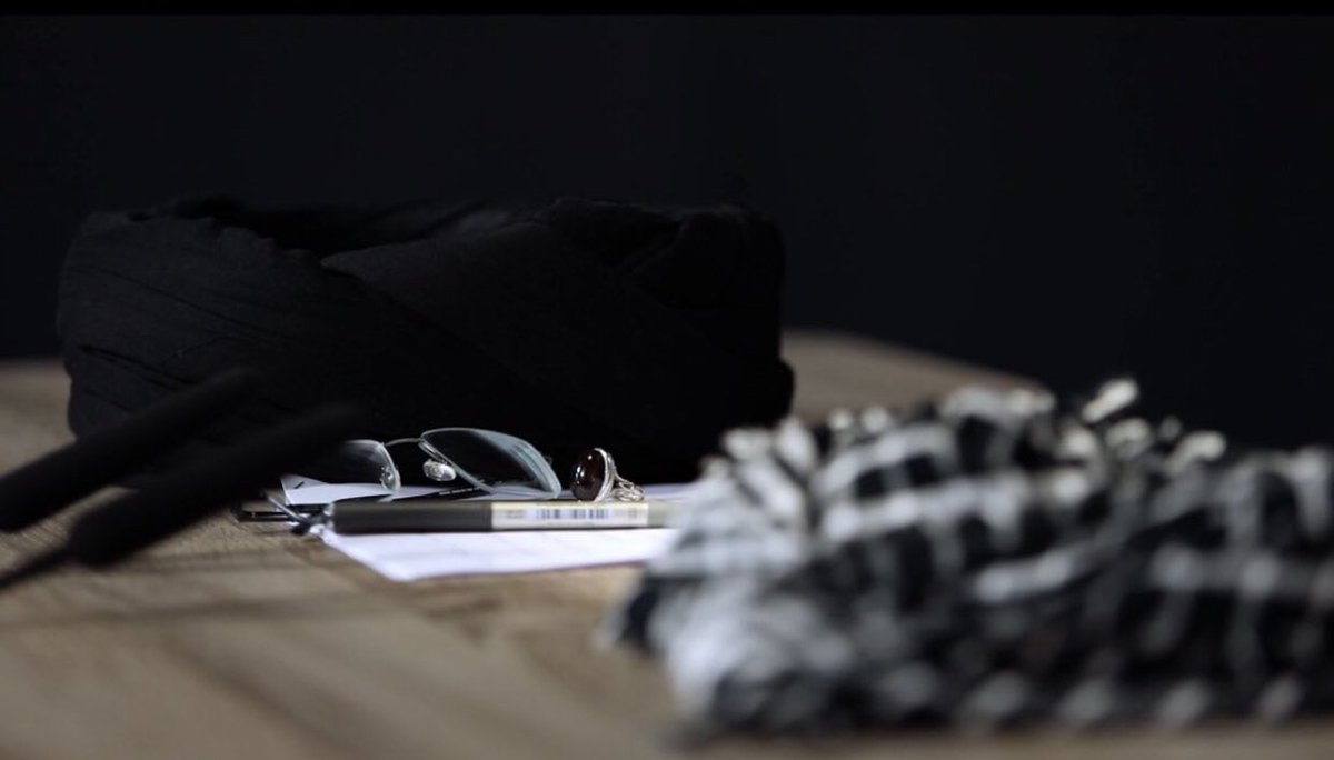 أترحَل والكون بأسَرِه مُتكَئٌ عليكَ "💔.