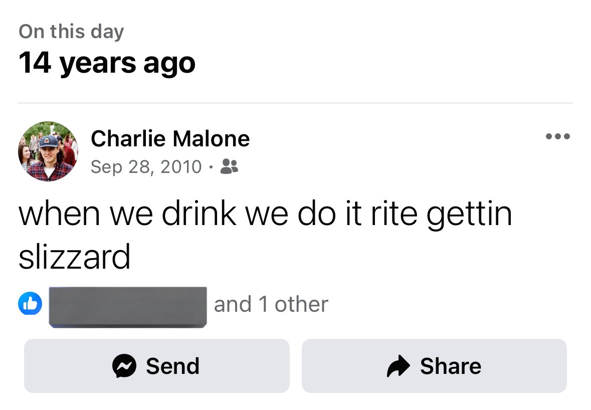 charmalone_'s tweet photo. when we drink we do it rite gettin slizzard https://t.co/kT27tn0IYM