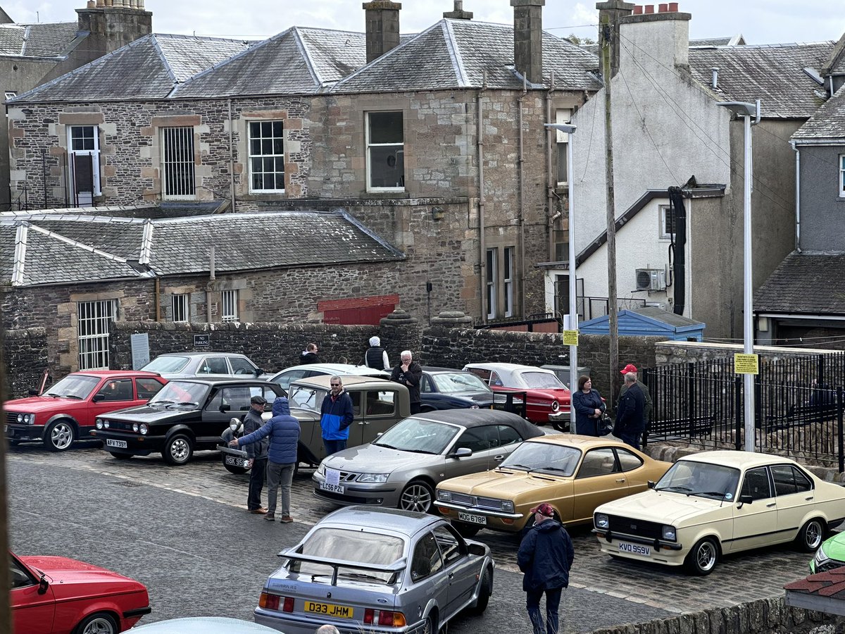 the original Grumpy Git tweet media