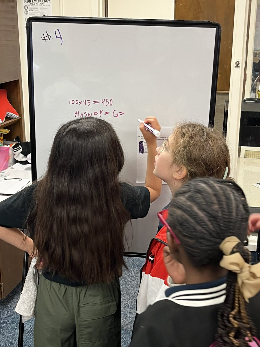 JTStevensFWISD's tweet photo. Mr. Hogan lead his 4th grade math students through an engaging and rigorous math task. The room was buzzing with rich mathematical discourse, collaboration, and critical thinking. Proud of our students for rising to the challenge! @CortezLupe1 @CharlieGarciaFW https://t.co/Ep9aZ4GTP6