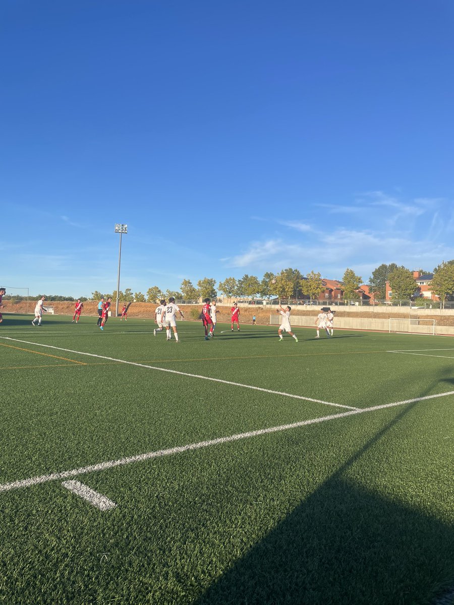 GradaSiete (@gradasiete) on Twitter photo 15’|0-0| Primer cuarto de hora en Paracuellos, donde los locales muestran su mejor versión en estos primeros minutos con mucho ritmo e intensidad.
<a href="/CMexicoFC/">Mexico F.C.</a> 🆚 <a href="/AdTorrejoncf/">A.D. TORREJON C.F.</a> 15’|0-0| Primer cuarto de hora en Paracuellos, donde los locales muestran su mejor versión en estos primeros minutos con mucho ritmo e intensidad.
<a href="/CMexicoFC/">Mexico F.C.</a> 🆚 <a href="/AdTorrejoncf/">A.D. TORREJON C.F.</a>
