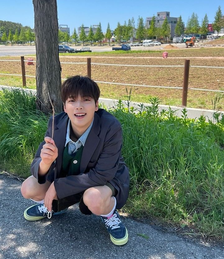 IAMTREASURES's tweet photo. Happy birthday junseong!! I'm so happy to see your growth😭 I'm wish you to be healty and happy always take care babe. We love u so much ghostie will always be on your side no mattter what.. Happy happiest birthday my angel👻🤍
#CHOIJUNSEONG #최준성 #HBD_JS
#GHOST9 #고스트나인 https://t.co/26WjIqrTXX
