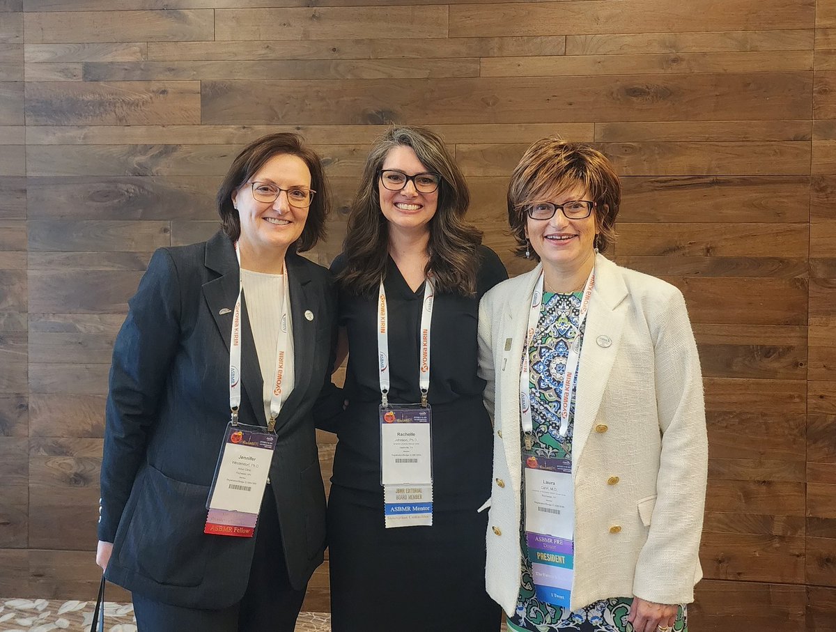 Rachelle Johnson (@drrwjohnson) on Twitter photo I found our 🌟current🌟 AND 🌟incoming🌟 <a href="/ASBMR/">ASBMR</a> President at #ASBMR2024!! Thank you both for your leadership and support! 🦴🦴🦴 <a href="/lauracalvi3/">Laura Calvi</a> <a href="/JWestendorfPhD/">Jen Westendorf</a> I found our 🌟current🌟 AND 🌟incoming🌟 <a href="/ASBMR/">ASBMR</a> President at #ASBMR2024!! Thank you both for your leadership and support! 🦴🦴🦴 <a href="/lauracalvi3/">Laura Calvi</a> <a href="/JWestendorfPhD/">Jen Westendorf</a>