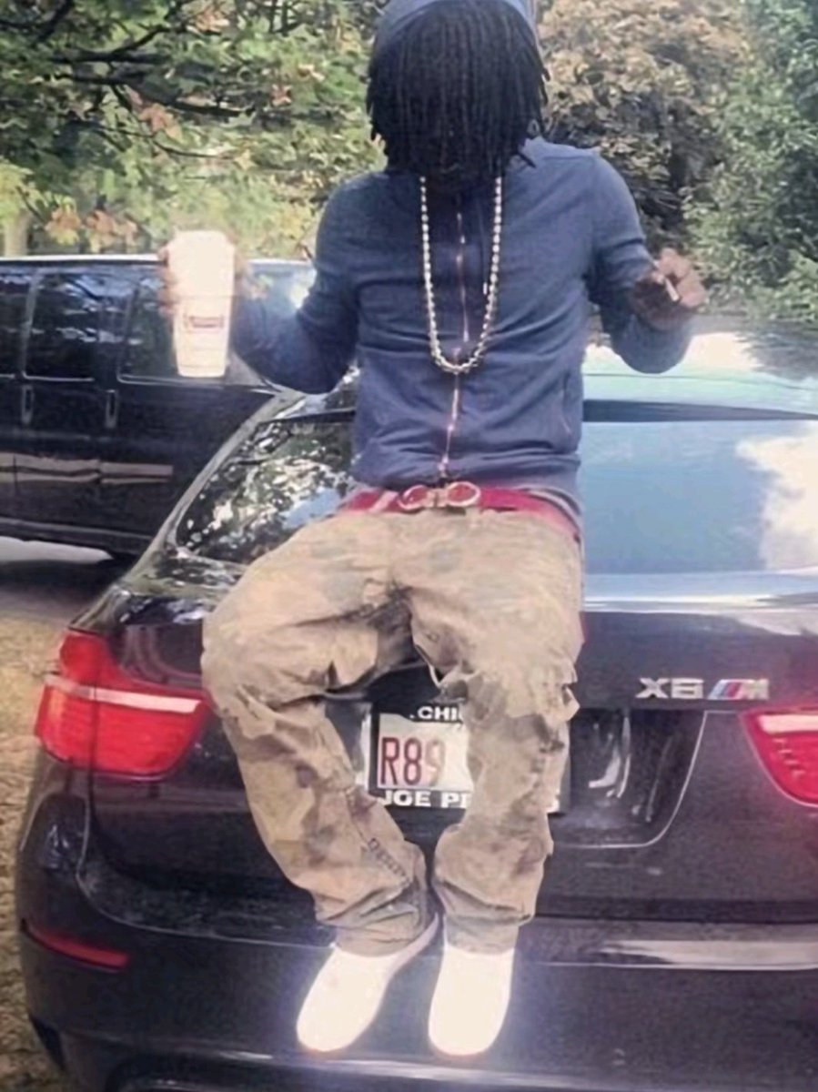 hopperchopper_'s tweet image. ⋆✦ #promotwt ✦⋆
&amp;gt;my name's tony (not actually tho)
&amp;gt; he/him 
&amp;gt; Bi
&amp;gt; currently trying to get better at drawing
&amp;gt; I fw marvel, animanga, and post whatever
✄--------------------------------
#mhatwt #csmtwt #arttwt #jjbatwt
          ♡ + ↻ to be oomfs (ifb)