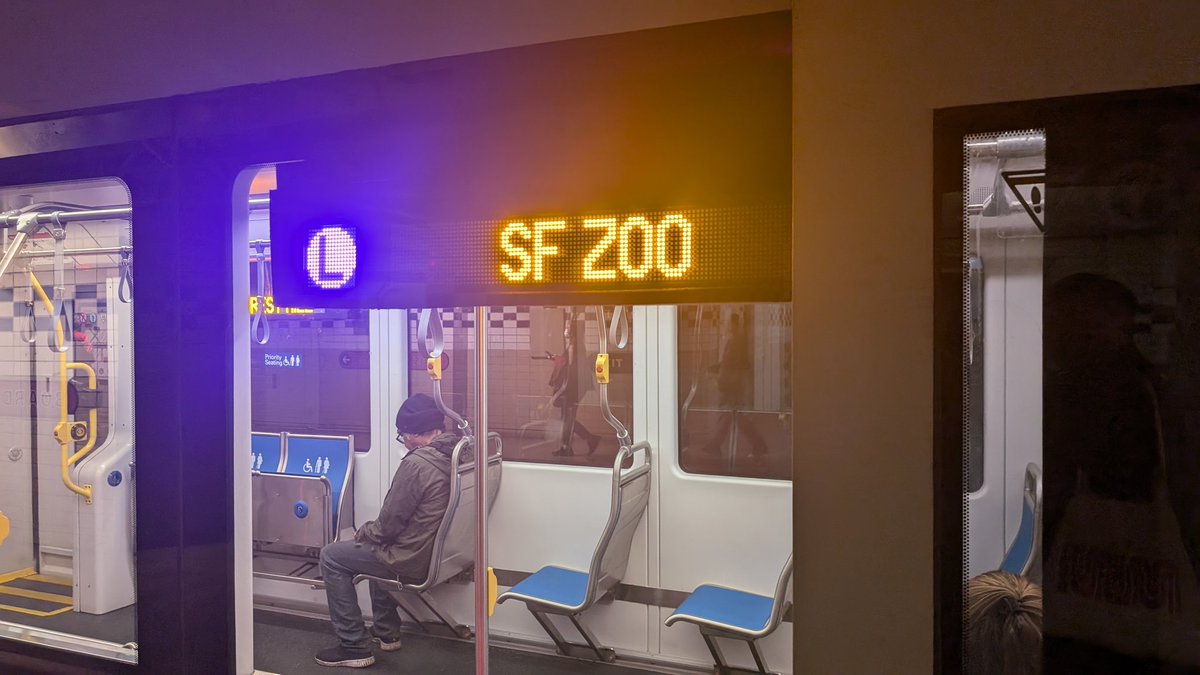 Good morning. Officially back in service today. Did you ride the L-Taraval today? 

Earlier story: sfbayca.com/2024/09/26/l-t…