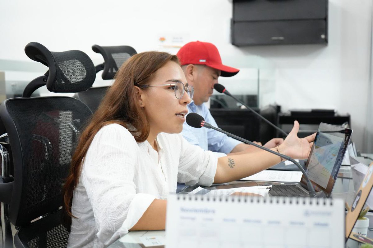 SoniaSBernalS's tweet photo. Gracias al @ConcejodeYopal por esta invitación para revisar el estado de conectividad vial del Casanare. Desde el mantenimiento de la vía Labranzgrande hasta las alternativas de la vía del Cusiana. La conectividad del departamento requiere unidad. https://t.co/zjiSvFpBhE