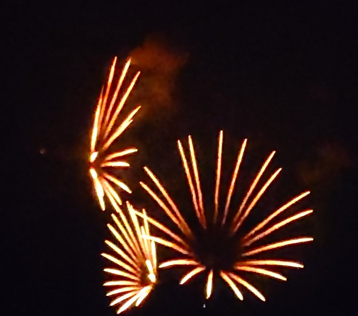 MeiIkun's tweet image. Share with you 🎇　
@kun_officialx
#fireworks #fireworkshow #花火 #花火大会