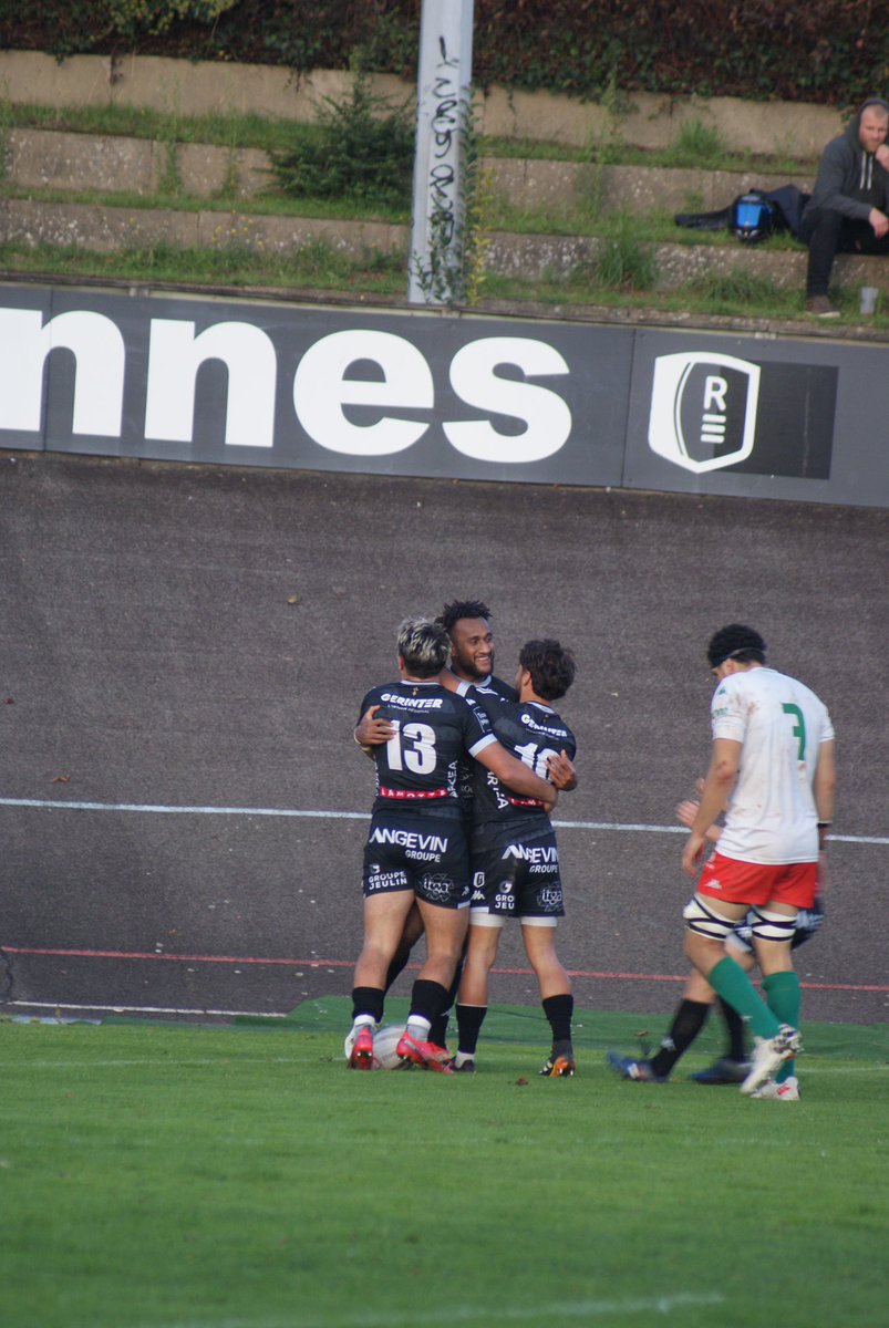 RennesRugby's tweet photo. Essai dès le retour des vestiaires par Eneri Lotawa 🏉

Transformé par Quentin Lalarme 🎯

42’

24-7

#RECSNR https://t.co/uw9FK0WOsB