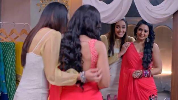 biztanbi's tweet image. And the curtain falls ❤️
An open ended ending 🙂
I wanna say lots of thing but i dont wanna at the same time. We can argue about everything but personally I feel its good the show ended this way in this circumstance.
Definitely miss the show 🥹  #Vanshaj