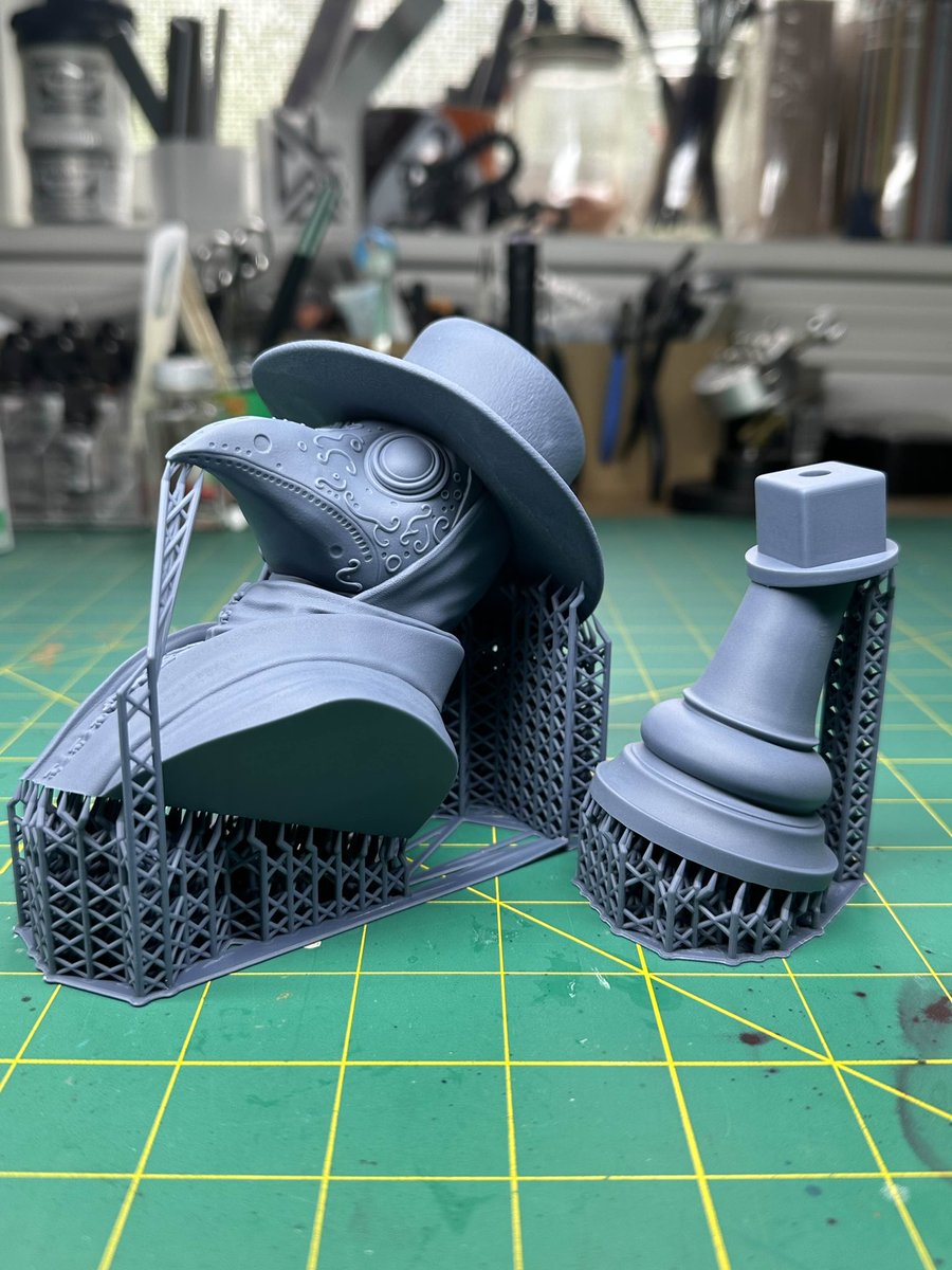 CharroZuck's tweet image. Plague Doctor
Sculpt: @fotismint #Zbrush
Resin: @SirayaTech Fast Navy Grey
Printer: @mypeopoly Forge & @WhamBamSystems XTR
Supports: @lychee3d
#3dPrinting #3dprinter