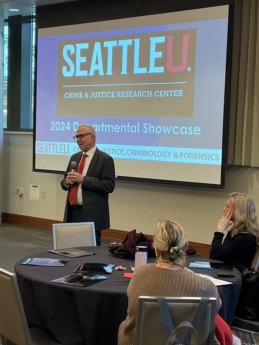 DEASEATTLEDiv's tweet photo. DEA Community Outreach Specialist Marcus Pickett participated in Seattle University's Crime &amp; Justice Advisory Luncheon. The luncheon showcased the positive outcomes of Seattle University's collaboration with its law enforcement partners. @SeattlePD @seattleu @FBISeattle @DEAHQ https://t.co/DHedzbBdAj