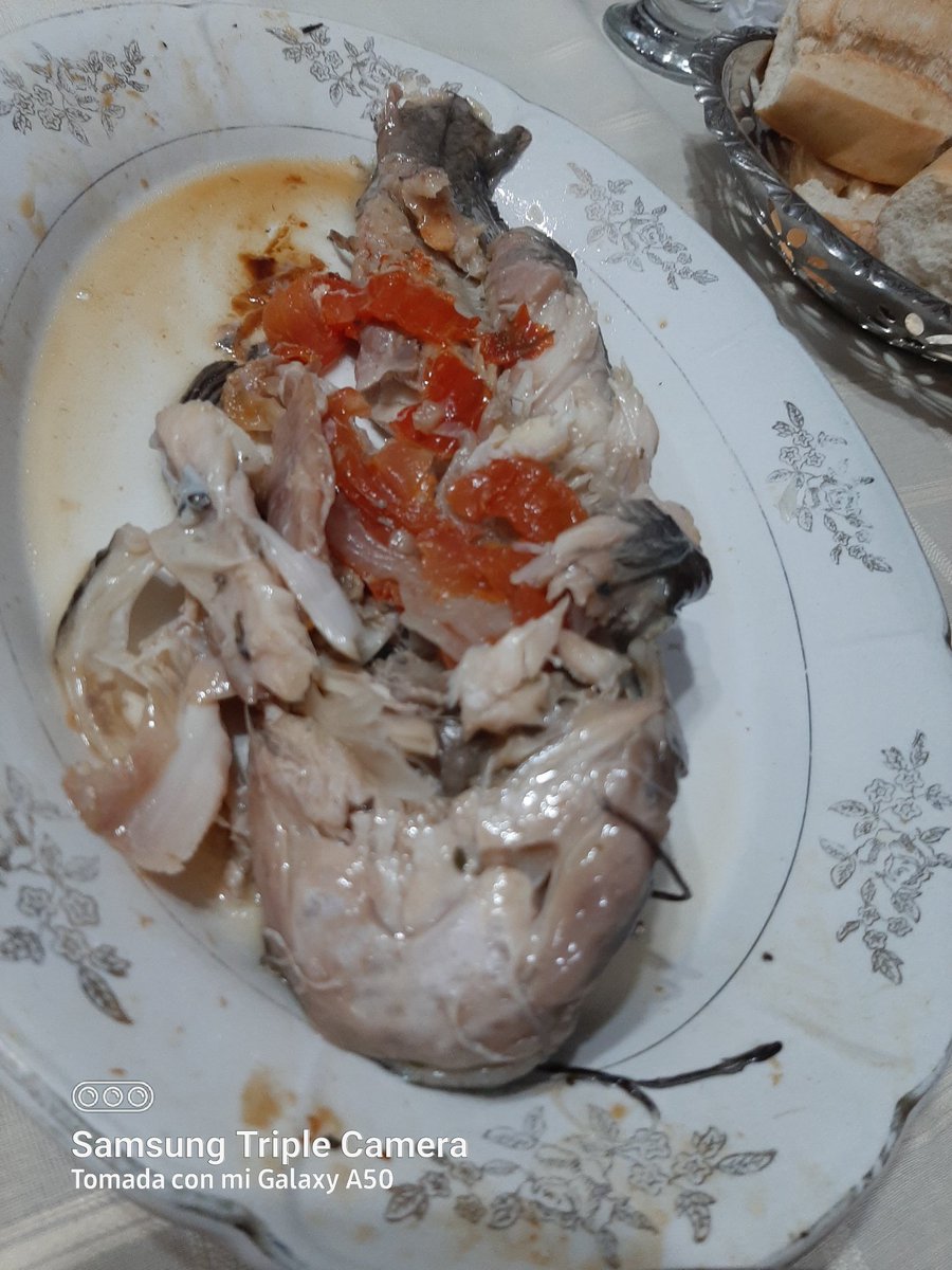 FGeredin's tweet photo. Compartiendo encuentro con amigos. Cena , risas, charla. Hermosa noche! 💖 🤗🧉🎂🐟👈 nuestra cena...mmmm...exquisito!!! Gracias chachito querido. https://t.co/Z5qRW99Xwr
