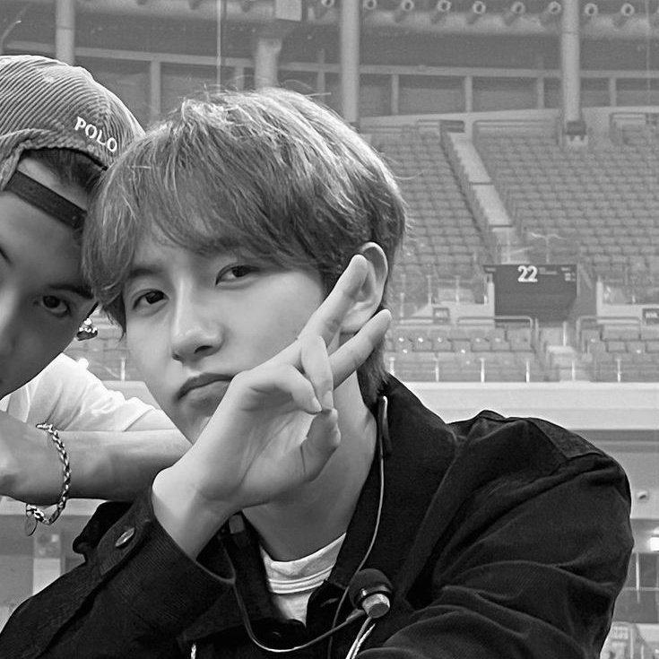 เจ๋ง #NewProfilePic