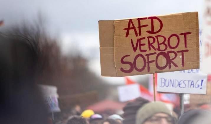 Habt einen schönen restlichen Abend und ein feines Wochenende, ihr Lieben🫶

innn.it/afdverbot

#fckafd 
#AfDVerbotSofort