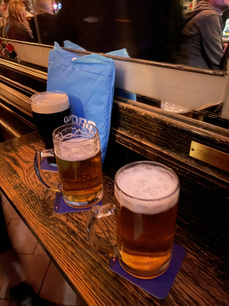 NorthEastEngBVB's tweet photo. Prost! https://t.co/x1cjRXRc90