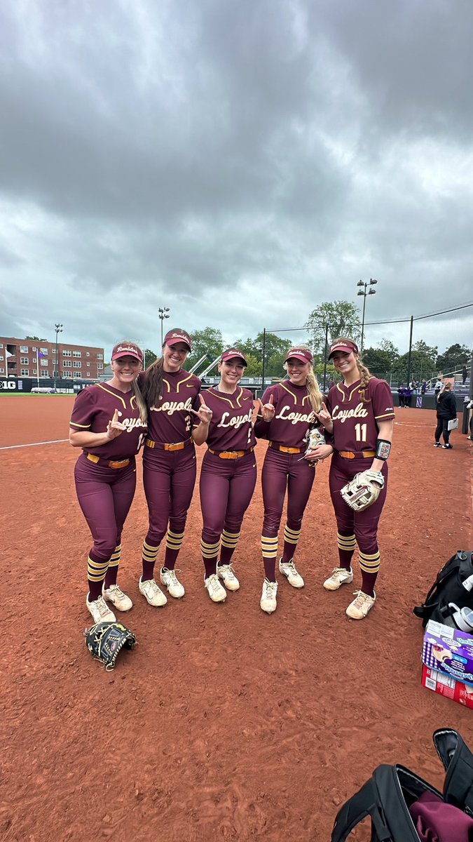 Loyola Softball tweet media