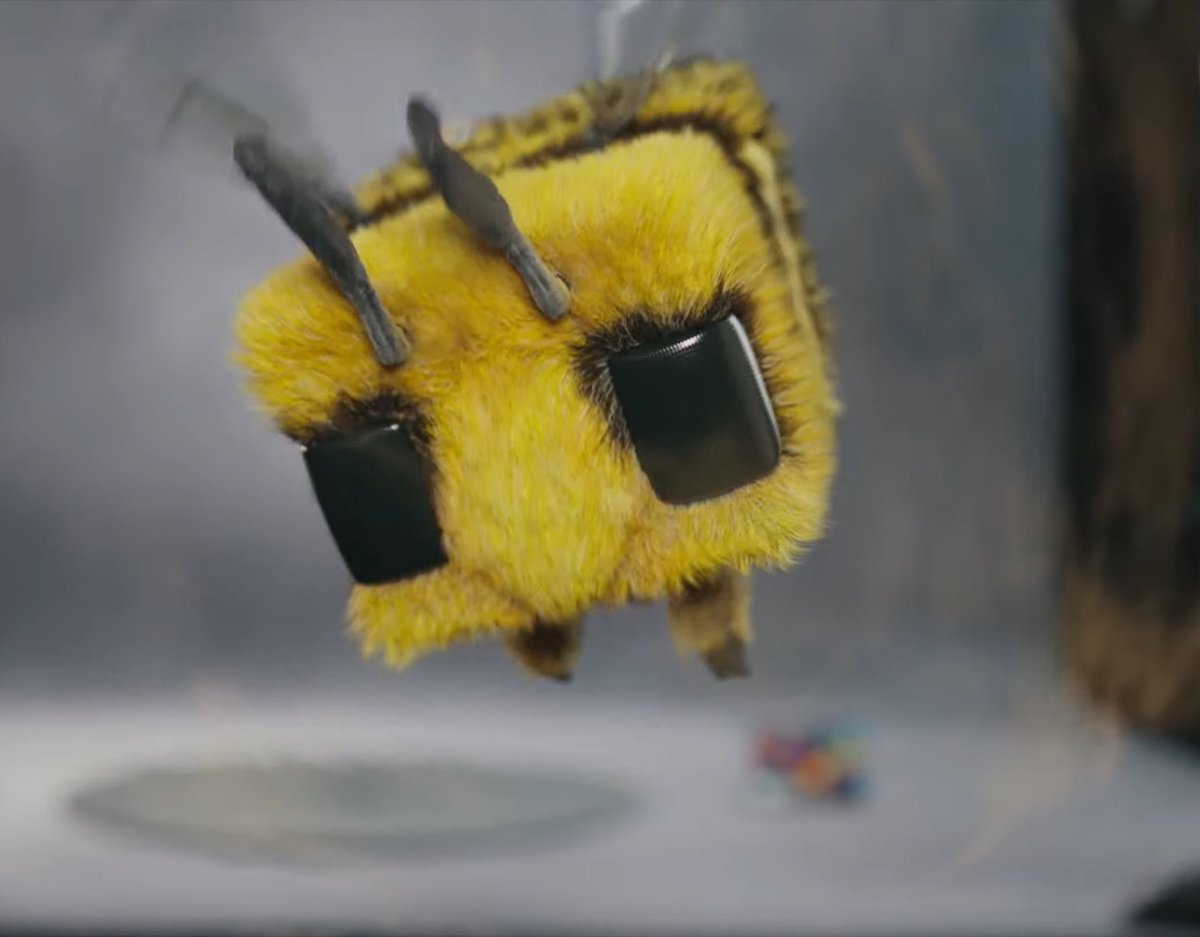 First look at a Bee in the live-action ‘MINECRAFT’ movie.