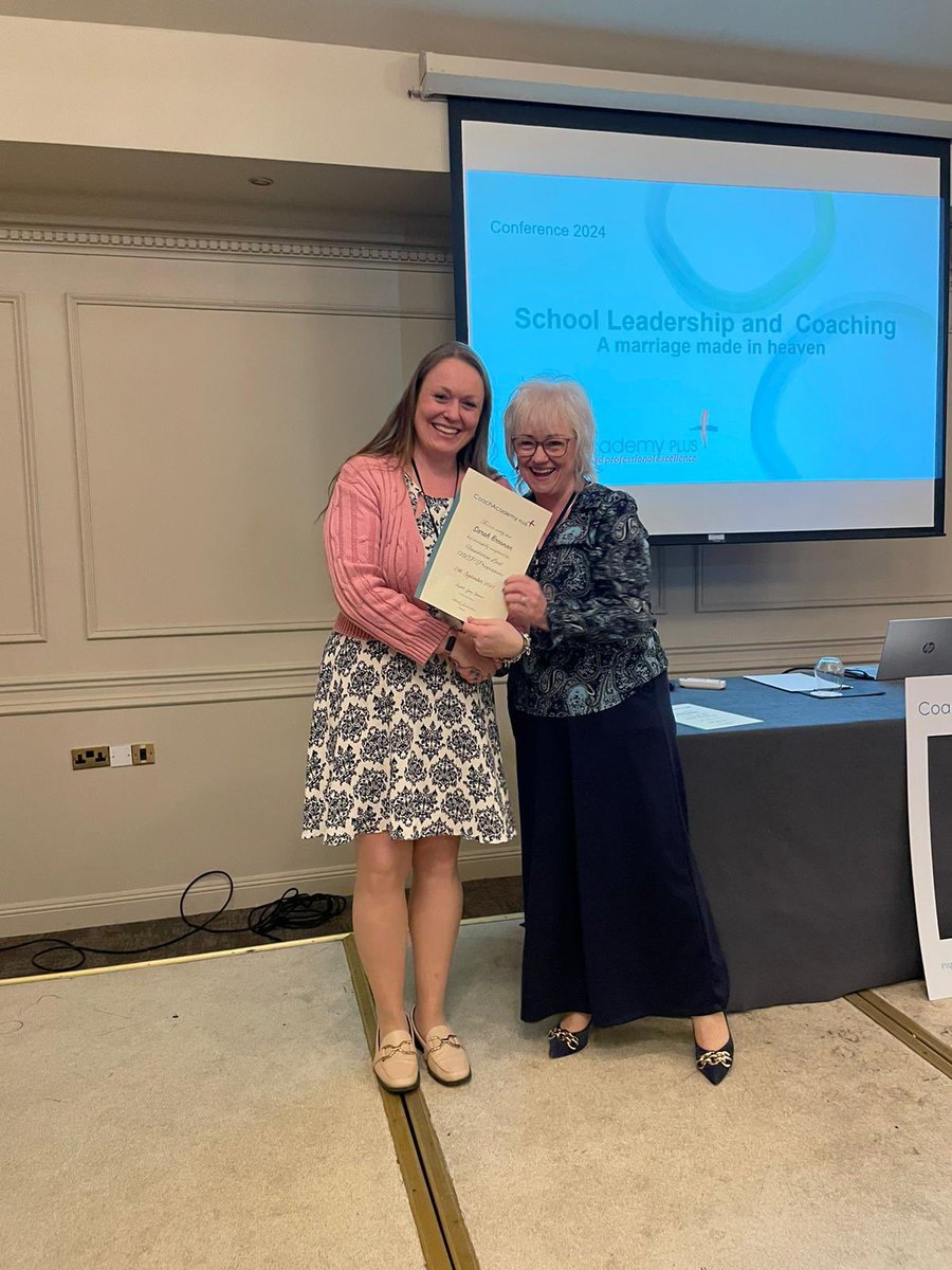 Wonderful day today with <a href="/CoachAcadPlus/">CoachAcademy PLUS</a>. Delighted to receive my NLP cert and to have @EgbSoulpreneurs present it to me ☺️