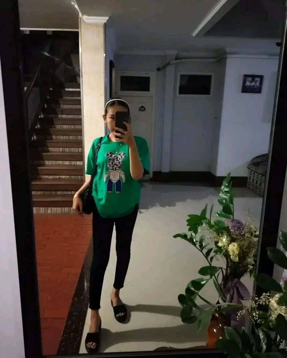 jessicash3m4l3's tweet photo. Jessica Kutilang
#kurus #tinggi #langsing https://t.co/yQx8tOsLvc