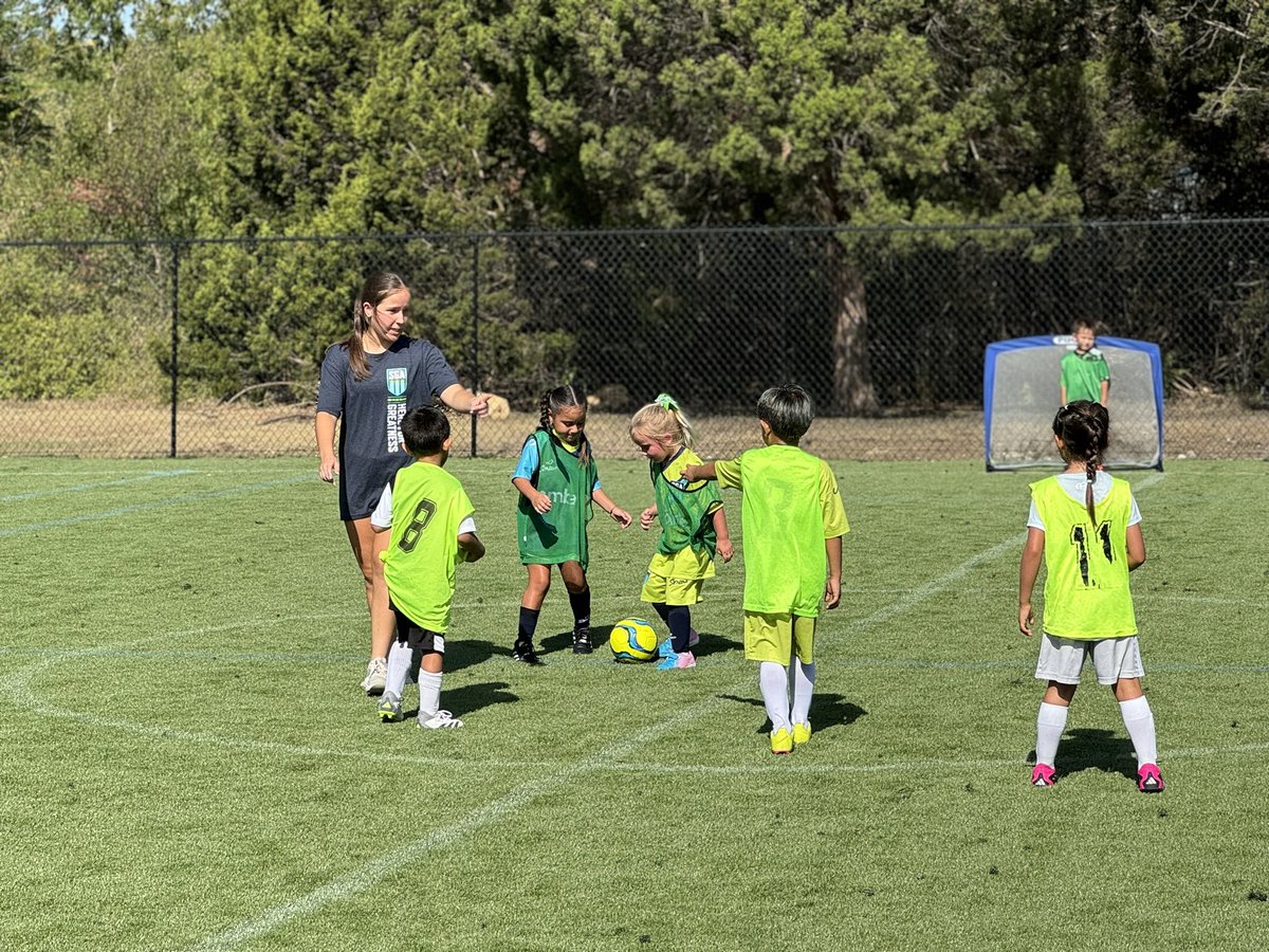 AudreyECox's tweet photo. Coaching kinder players and developing their skills this season is teaching me so much! On to my @ecnltexas conference cup matches! https://t.co/7kakz7QjDE
