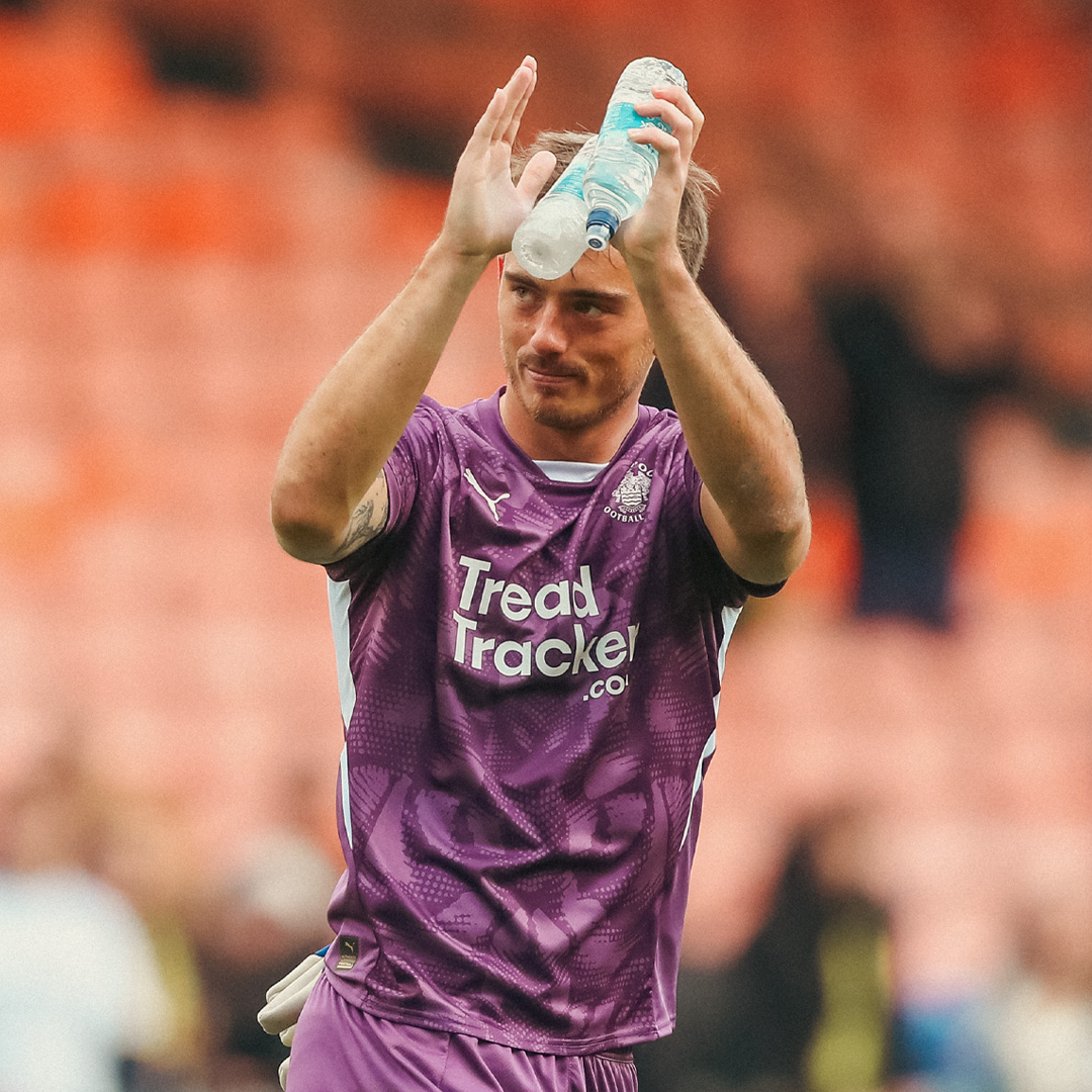 Back-to-back clean sheets! 

🍊 #UTMP | <a href="/HarryTyrer/">Harry Tyrer</a>