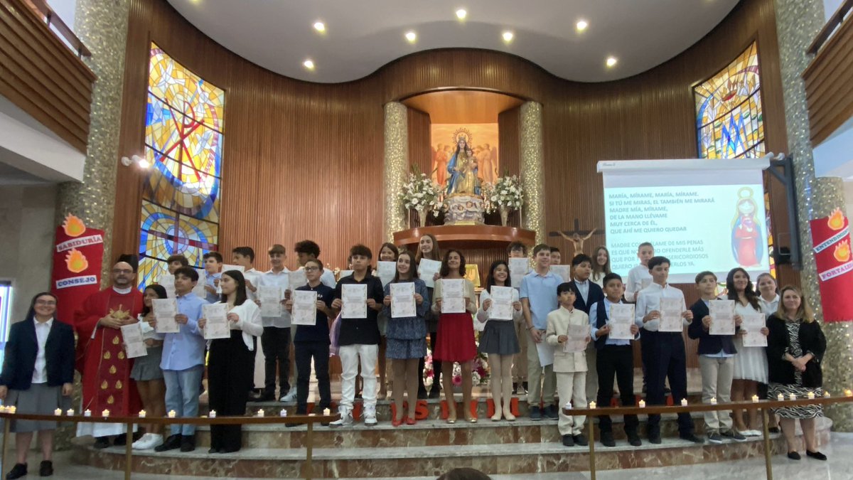 Corazón de María tweet media