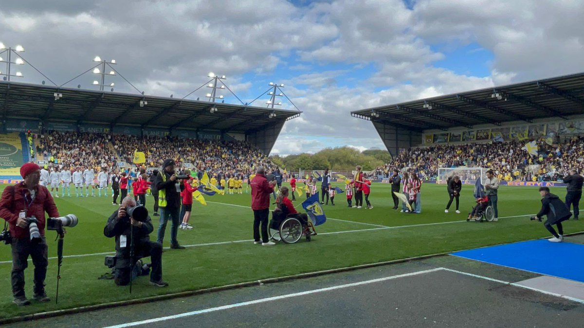 sarahmckel's tweet image. Huge thanks to @OUFCOfficial for providing such a special experience for @SSAFCWarriors. A true community club. The children loved it. 
If you know of a child with a physical disability who would like to come to our free, fun football sessions, message me!